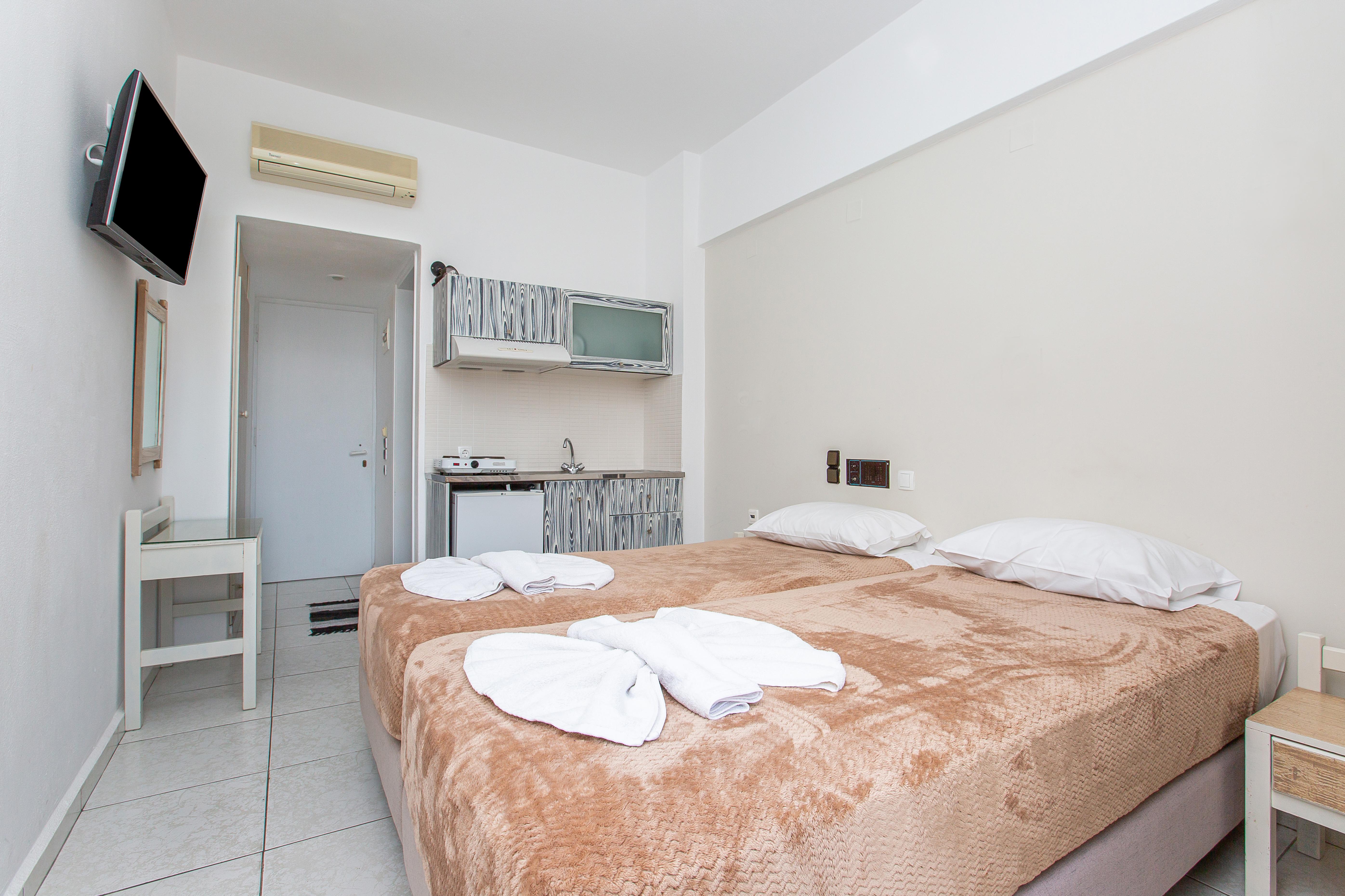 Hermes Hotel Malia Exterior foto