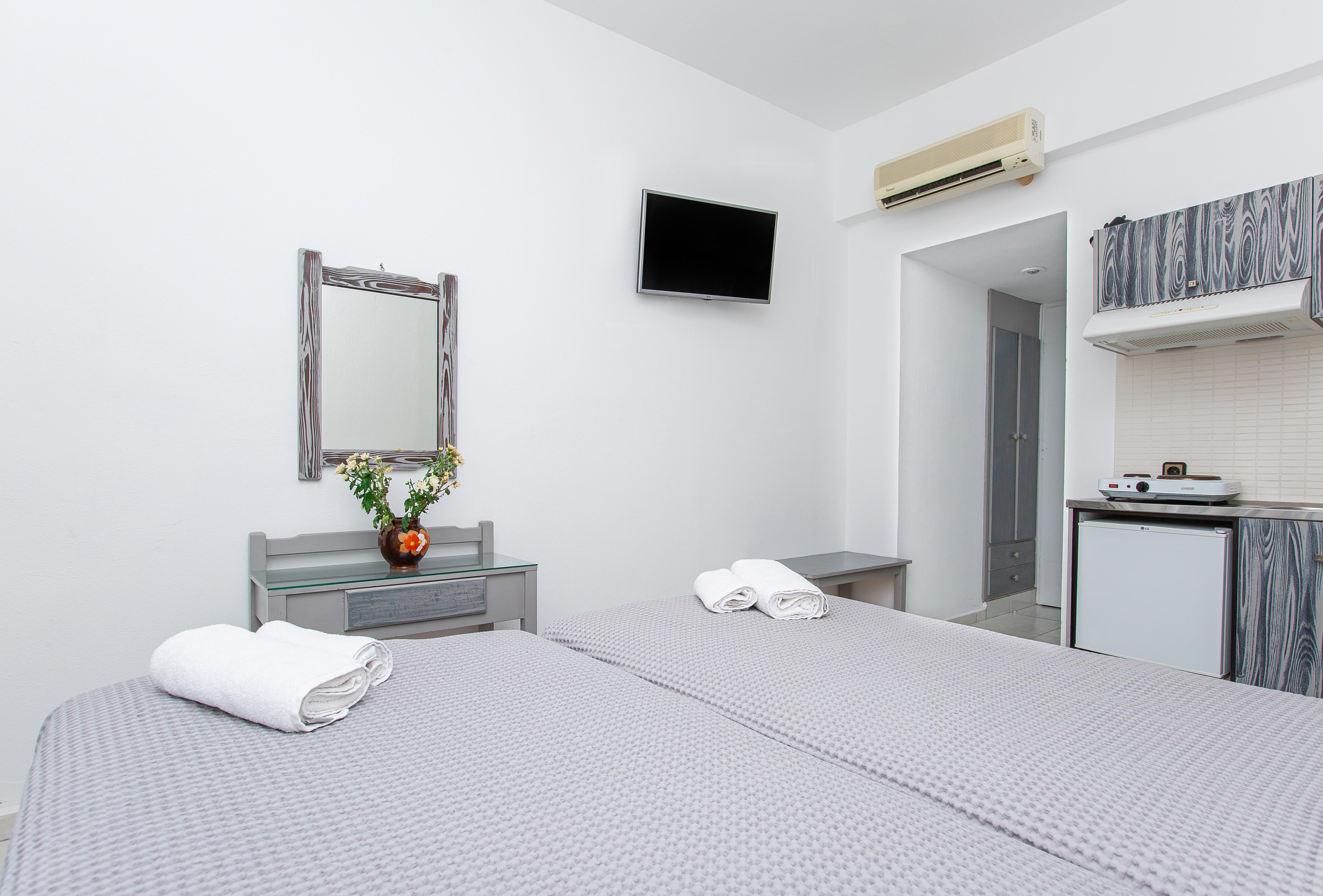Hermes Hotel Malia Exterior foto